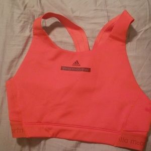 Sports bra